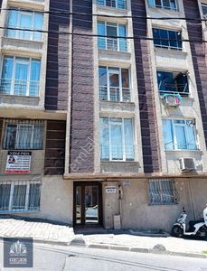 Yeni Mah Toki Karşıs Asansörlü 15 Yaşında Kiralık Bahçe Katı 2+1