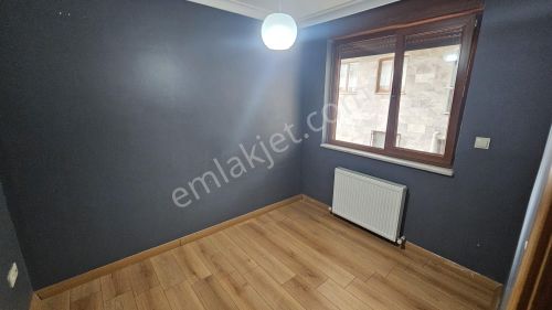 Kaçmazdan Merkezi Konumda Düz Girişli Kiralık 1+1 Dairemiz
