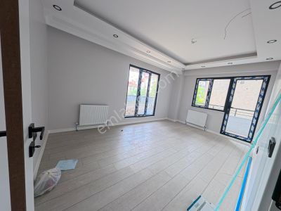 Özgürlük Mh.parkova Avm Yanıbaşında 2+1 Yüksek Giriş Sıfır Daire
