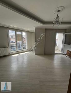 Başakşehir Güvercintepe Mahallesi Kiralık 3+2 Dubleks Daire.
