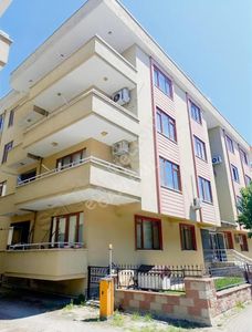 ""gazi Emlak""öncüfırın Karş 3+1 Geniş 150m Arakat Asansör Garaj