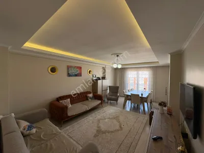 Gebze Arapçeşme Mh. Geniş Ve Kullanışlı 3+1 Satılık Arakat Daire