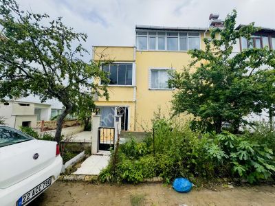 Gümüş Emlak'tan Eşyalı Satılık 1+1 Daire