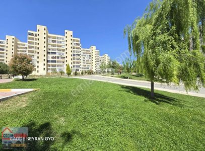 Cadde Seyran'dan Satılık Park Cephe Merkezi Konum 2+1 86 M2 Toki