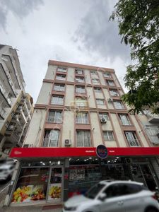 Hb'den 1+1 Eşyalı Kiralık, Doğu Gazi Bulvarı Üzeri Geniş Ve Ferah