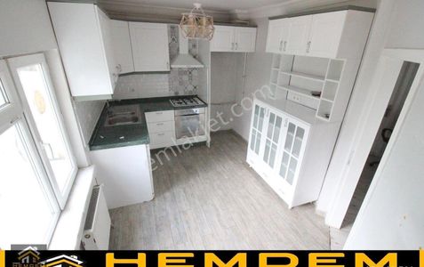Hemdem Gayrimenkul'den Ayyıldız'da Site İçi 3+1 Satılık Daire