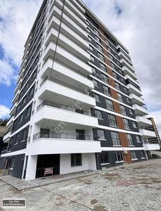 Kıbrısköy Mah Site İçinde 9.kat Giyinme Odalı 3+1 Satılık Daire