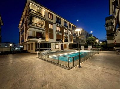 ▓yüksel'den İkizçay'da Denize 200m Site İçinde Havuzlu 2+1 Daire