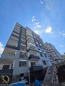 Detay'dan Yomra'da Satılık 1+1 Daire
