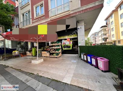 Çekmeköy 'de Yüksek Cirolu Hazır Devren Kiralık Kurumsal Market