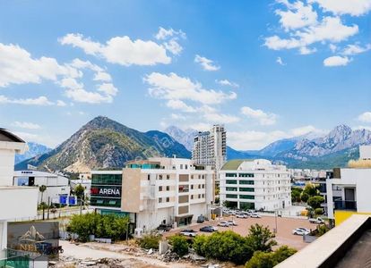 Antalya Konyaaltı Liman'da Denize Yakın Güney Doğu Cephe 3+1
