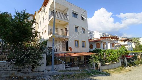 Yolun Deniz Tarafında, Zemin Üstü, Eşyalı Daire