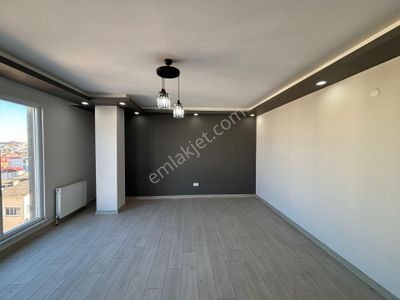 **eryıldız İnşaat'tan**fevzipaşa Merkezde İskanlı 250m2 Ultra Lüks 5+1 Dubleks