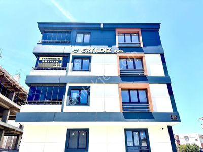 **eryıldız İnşaat**kendi Mülkümüz!**merkezi Konumda Fuul+fuul Ultra Lüks 1+1 Daire