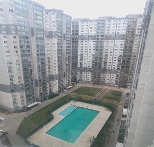 Esenyurt Fi Towers Sitesinde Eşyası İle 1+1 Büyük Tiplerden