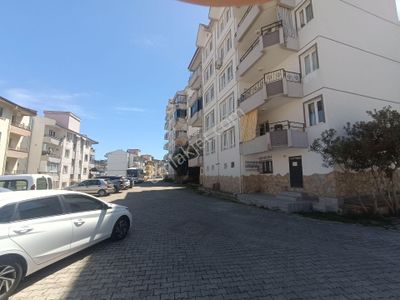 Kuşadası Merkezi Konum 3+1 Doğalgazlı