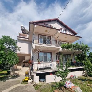Gelişim'de Kiralık 3+1 Geniş Ara Kat Kapalı Mutfak Daire
