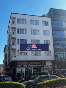 Burdur Merkezde Ticari Üniteleri Olan Satılık Yurt Binası!