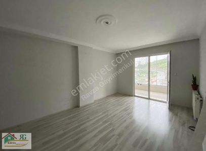 Akçaabat Yaylacık'ta Kiralık 3+1, 120m², Doğalgazlı Daire