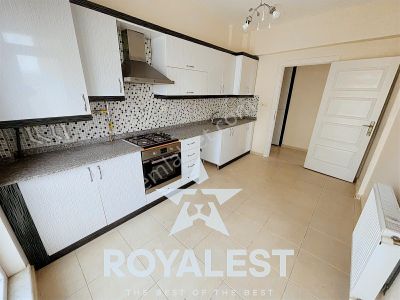 Royalest'ten Ara Kat Taşınmaya Hazır Site İçerisinde Önü Açık