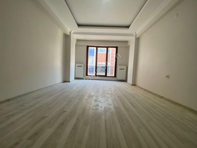 Avrupa Emlak Tan Memura,menderes Mh 120m² 3+1 3.kat,7 Yıllık,asansör,dörtyol Ve Metroya Yakın,boyalı