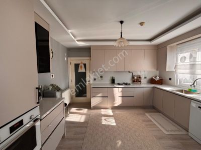 Aciiiil Menteş Mah.3+1 160 M2 Daire