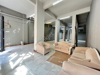 Sevinç'ten Çarşı Merkez Yakını Mehmetçik'te Kiralık 160m² Dükkan