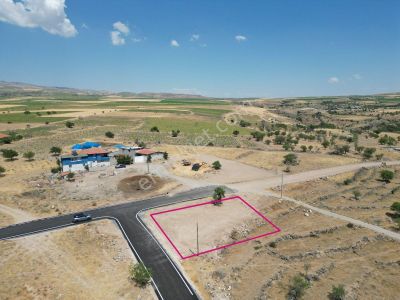 Öz Gaye Emlaktan Develi Gölemen Mevkiinde Satılık Köşe Başı Villa Parseli