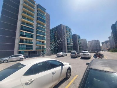 Altındağ Zümrütevler Sitesinde 3+1 Satılık Daire