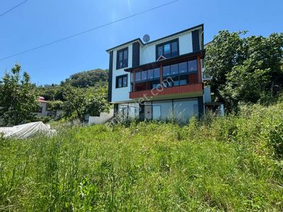 Deha Emlaktan Satılık 2 Tane Villa Akçaabat Özmersin
