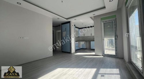 Belediye Arkası Katta Mutfak Bölmesi Ayrı Geniş 1+1