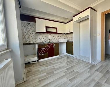 Satılık 7 Yıllık 2+1 95 Mt İskanlı Daire