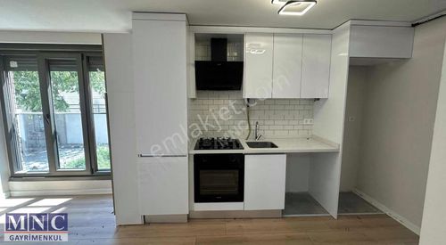Feneryolu'nda Yeni Binada, Park Yakını 2+1 Kiralık Daire