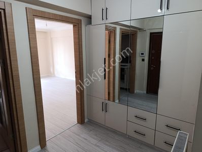 Sahibinden Kök Tapu 4 Oda + 1 Çamaşır Odası Şehir Merkezinde