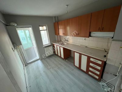 Osmanlı Mh. Site İçinde Geniş Bağımsız Katta 3+1 Kiralık Daire