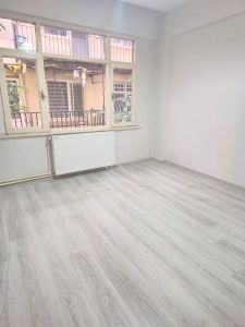 Fulya'da 1+1 Merkezi Konumda Kiralık Daire