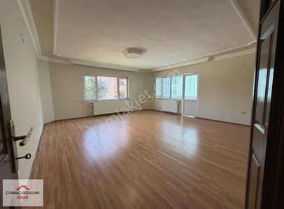 Organize'de Merkezi Konumda Geniş 3+1 Site İçi Daire