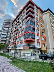 İnanç Emlaktan Gedikkayada Full Eşyalı Kapalı Otoparklı Satılık 3+1 Fırsat Daire