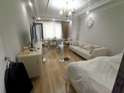 Üç Kardeşler'den İsmetpaşa Mh Butik Sitede 2+1 Kiralık Ara Kat Otparklı