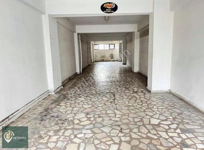 +cadde Dibi+çoğu İş İçin Uygun-bölünmeye Müsait Tuvaleti Mevcut