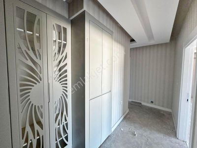 Belkız Ortaokulu Çevr. Az Katlı Sıfır Arakat Ultralüx 2+1 Daire