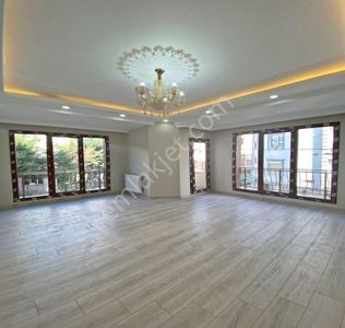 Bahçeşehir 2.kısım 2+1 Balkonlu Yeni Krediye Uygun Satılık Daire