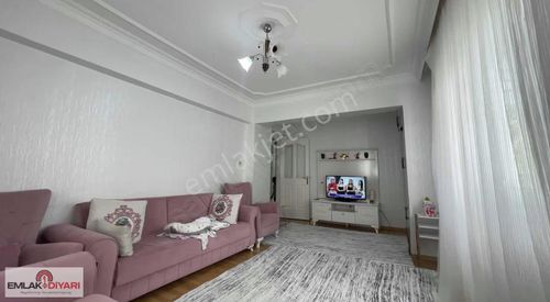 Emlak Diyarından Yeditepe'de 2+1 Temiz Kiralık Daire!!!!