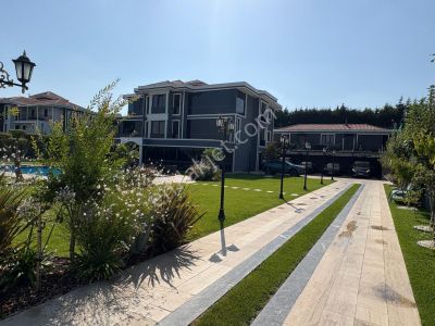 Tepekent'te Resort Konseptinde Eşsiz Malikane | 9+4,5
