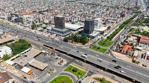 Kızılırmak Caddesinde Önü Full Açık, D.gazlı, Klimalı Lüks Daire