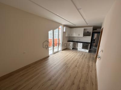 Dünyagöze Yakın Tramvayın Dibinde Sıfır 1+1 Daire Asansörlü 60m2 Kat4