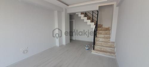 Beren Emlak'tan Çınarlı Mh. Teraslı Dubleks Kiralık Daire