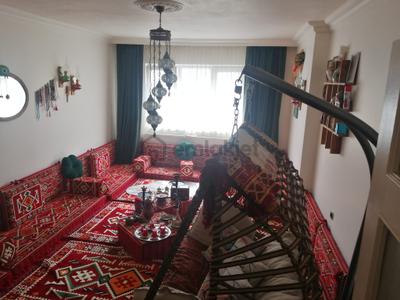 Etimesgut Alsancak Mahallesi'nde Satılık 6+2 Teraslı Daire
