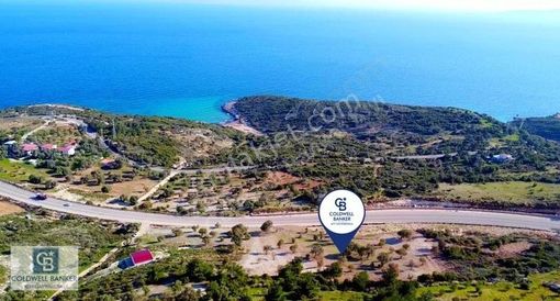 Karaburun Mordoğan Azmak'ta Deniz Manzaralı Yola Cepheli Tarla