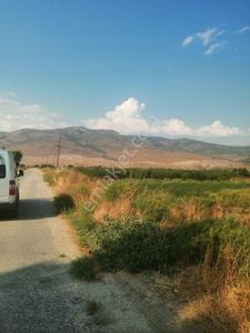 Menemen De 1500 M2 Asfalt Yol Üzerinde Satılık Kupon Tarla